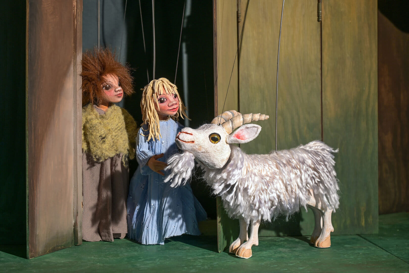 Foto: Puppen- und Figurenspiel “Zottelhaube”. Fotoautor: Ambrella Figurentheater, Hamburg